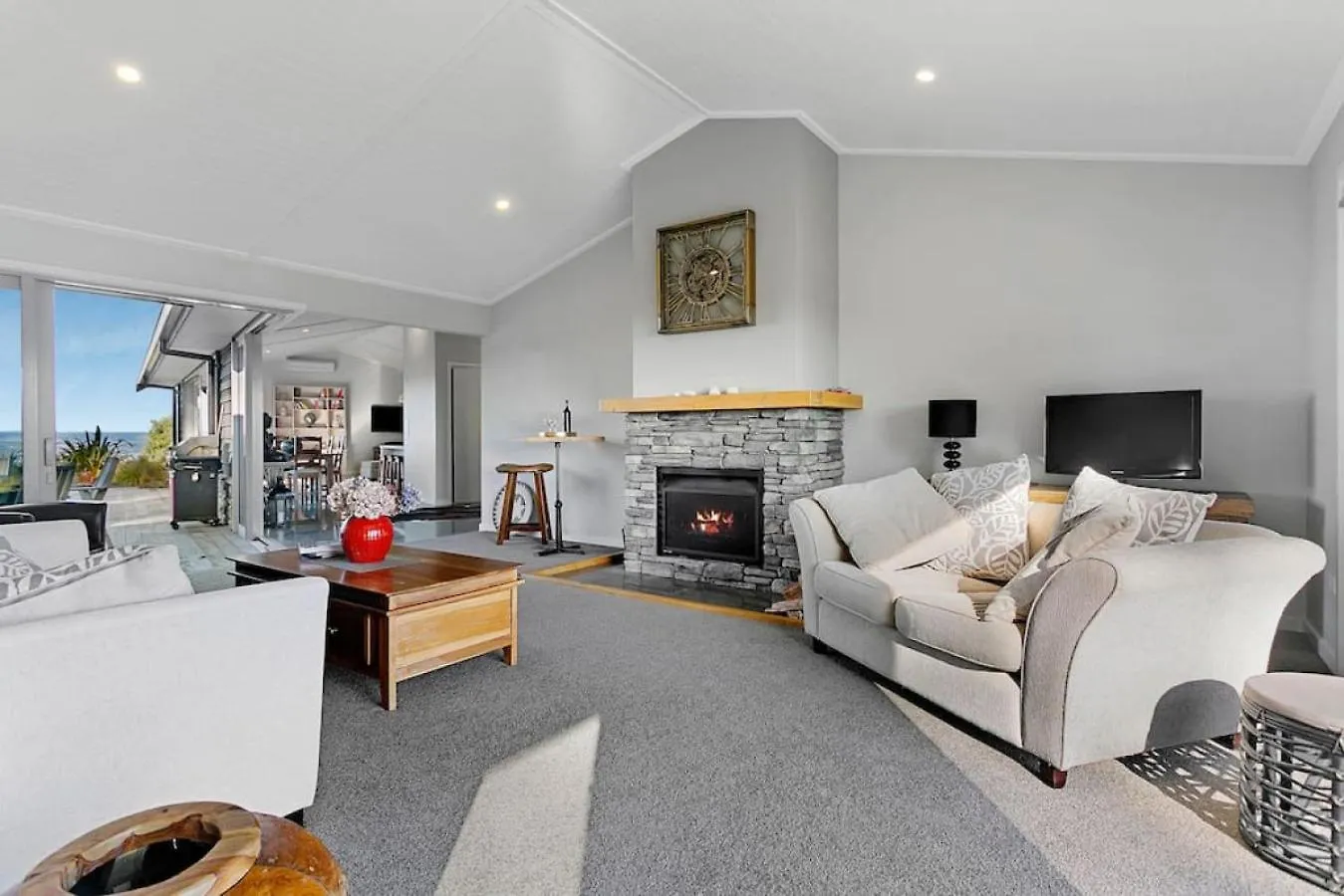 Highland House, Luxury 3Br With Panoramic Lake Views Taupo